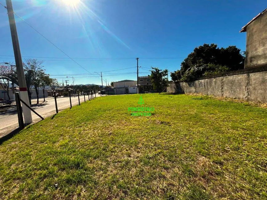 Foto 3 de Terreno / Lote à venda, 420m2 em Marica - RJ