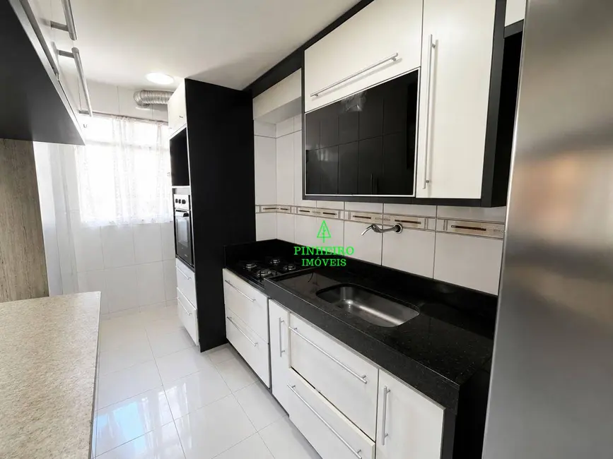 Foto 2 de Cobertura com 2 quartos à venda, 100m2 em Barreto, Niteroi - RJ