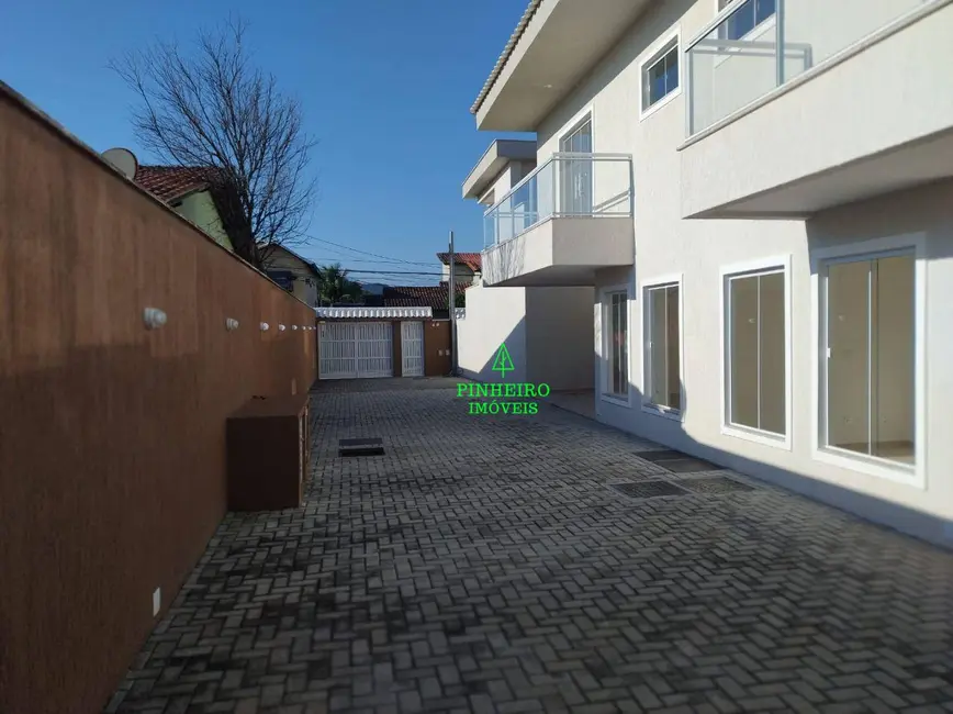 Casa com 3 quartos à venda, 720m2 em Maravista, Niteroi - RJ - imagem 2 Foto 2 de Casa com 3 quartos à venda, 720m2 em Maravista, Niteroi - RJ