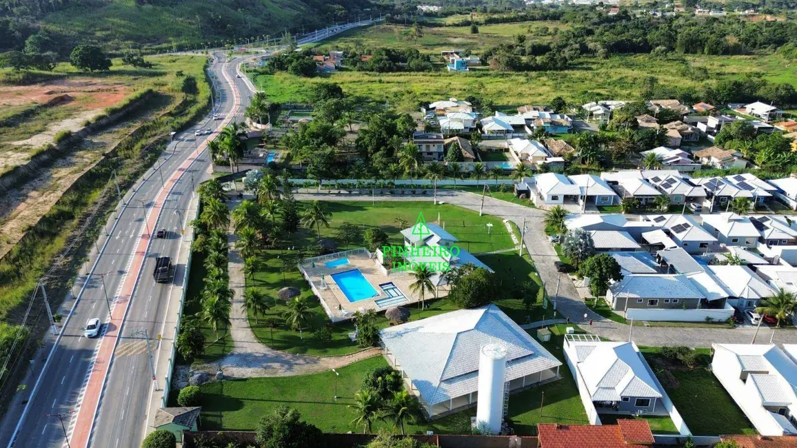Foto 2 de Casa de Condomínio com 3 quartos à venda, 216m2 em Marica - RJ