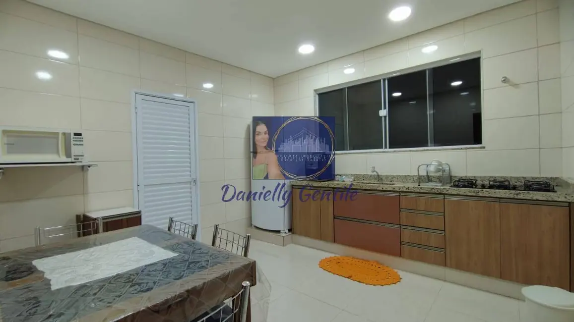 Foto 9 de Casa de Condomínio com 5 quartos à venda e para alugar, 250m2 em Pardinho - SP