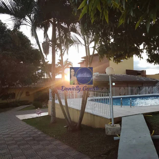 Foto 1 de Casa de Condomínio com 4 quartos à venda e para alugar em Pardinho - SP