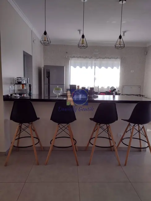 Foto 7 de Casa com 3 quartos para alugar, 140m2 em Pardinho - SP