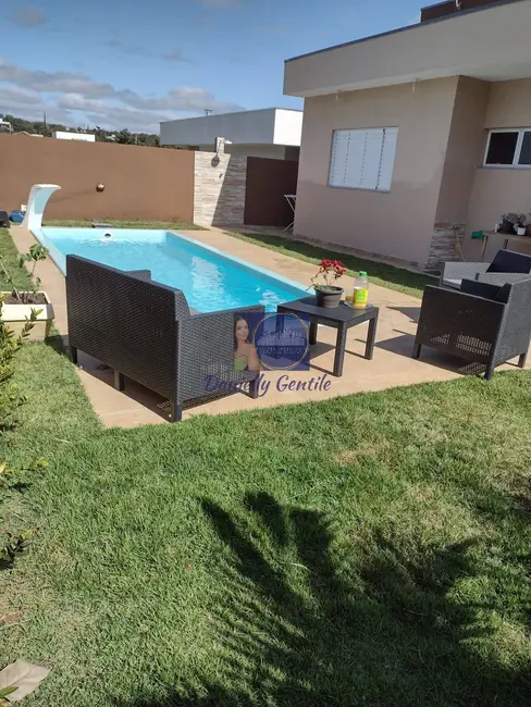 Foto 5 de Casa com 3 quartos para alugar, 140m2 em Pardinho - SP