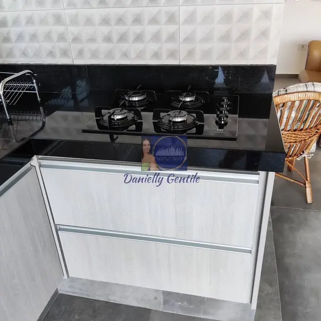 Foto 2 de Casa de Condomínio com 3 quartos à venda e para alugar, 160m2 em Pardinho - SP