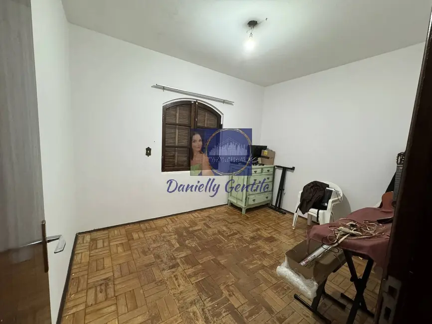 Foto 8 de Casa com 3 quartos à venda, 300m2 em Pardinho - SP