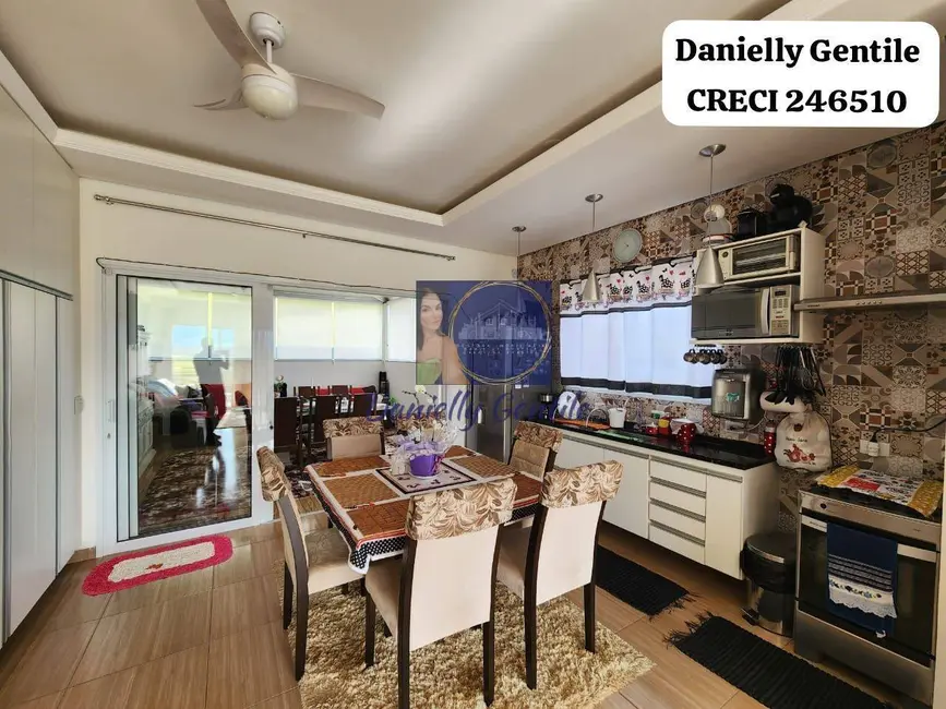 Foto 4 de Casa com 3 quartos à venda, 220m2 em Pardinho - SP