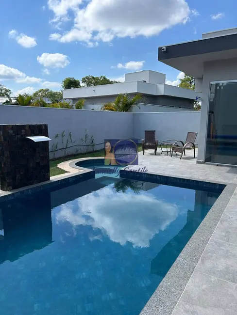 Foto 2 de Casa com 3 quartos à venda e para alugar, 170m2 em Pardinho - SP