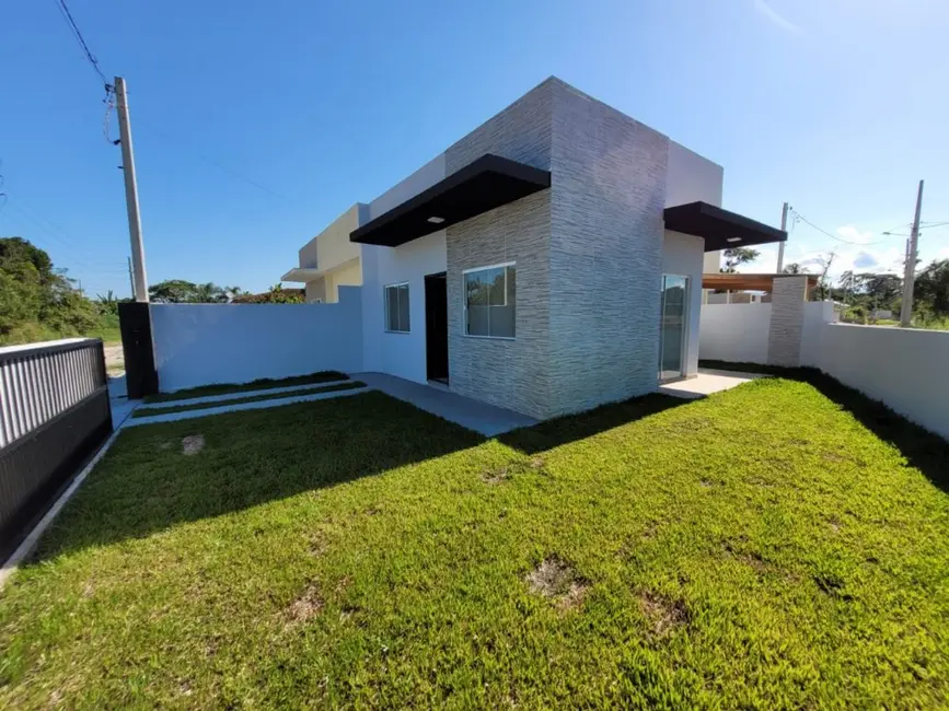 Foto 3 de Casa com 2 quartos à venda, 49m2 em Pontal Do Parana - PR