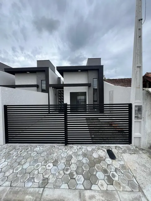 Foto 4 de Casa com 2 quartos à venda, 62m2 em Matinhos - PR