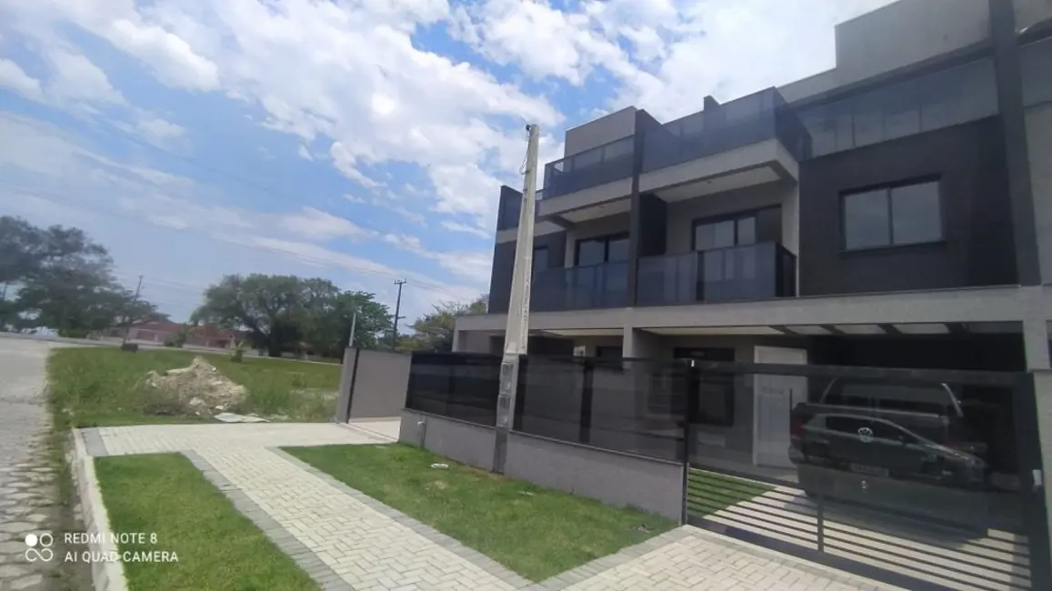 Foto 3 de Casa com 3 quartos à venda, 134m2 em Matinhos - PR