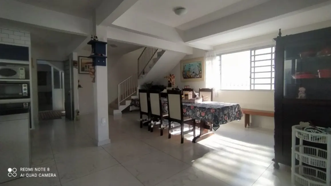 Foto 8 de Sobrado com 4 quartos à venda, 240m2 em Pontal Do Parana - PR