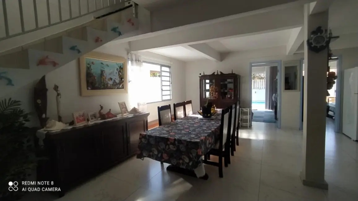 Foto 9 de Sobrado com 4 quartos à venda, 240m2 em Pontal Do Parana - PR