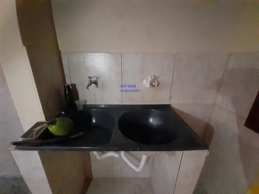 Foto 5 de Casa com 1 quarto à venda, 120m2 em Jardim Atlântico Central (Itaipuaçu), Marica - RJ