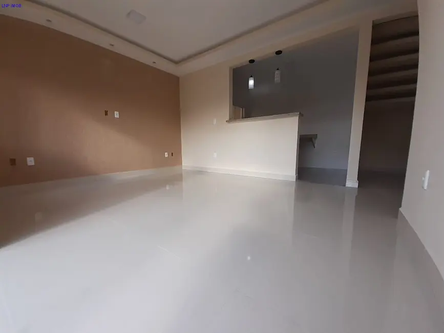 Foto 9 de Casa com 2 quartos à venda, 160m2 em Jardim Atlântico Leste (Itaipuaçu), Marica - RJ