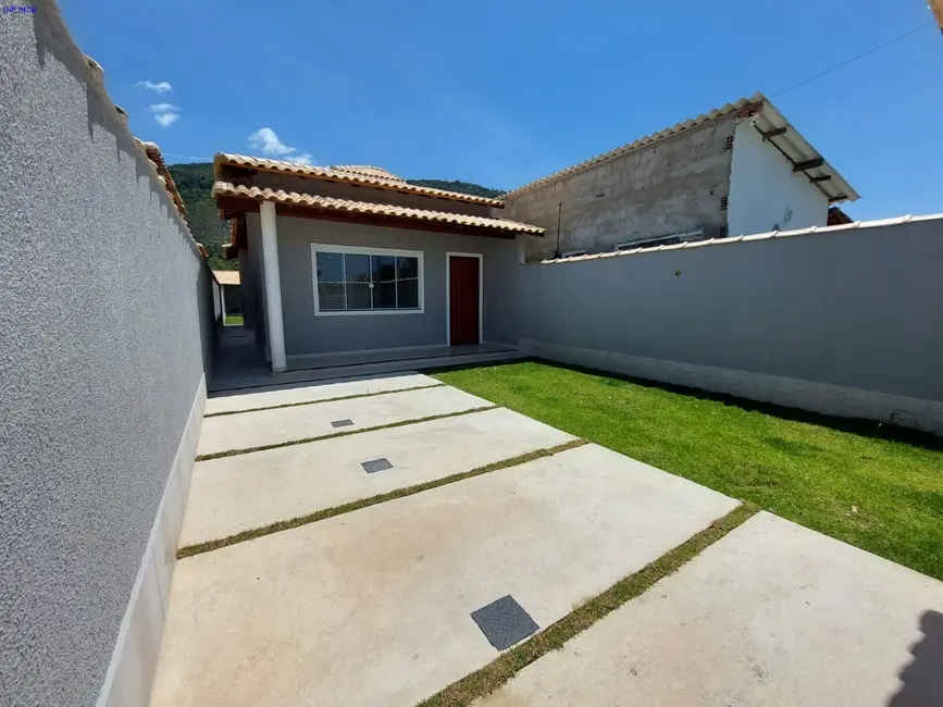Foto 2 de Casa com 2 quartos à venda, 240m2 em Barroco (Itaipuaçu), Marica - RJ