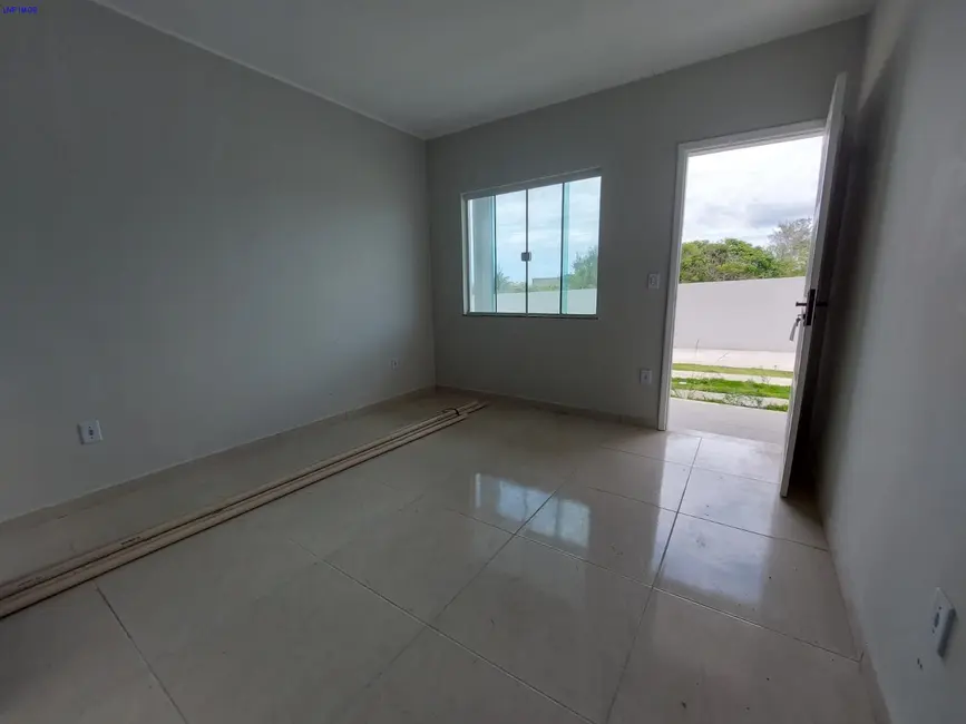 Casa com 2 quartos à venda, 80m2 em Jardim Atlântico Leste (Itaipuaçu), Marica - RJ - imagem 4 Foto 4 de Casa com 2 quartos à venda, 80m2 em Jardim Atlântico Leste (Itaipuaçu), Marica - RJ