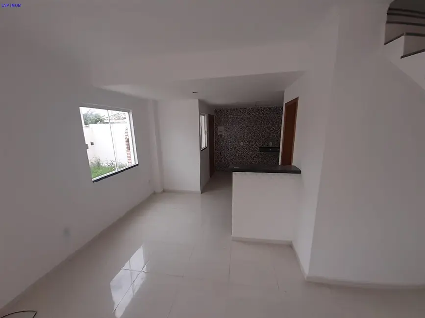 Foto 3 de Casa com 2 quartos à venda, 100m2 em Jardim Atlântico Leste (Itaipuaçu), Marica - RJ