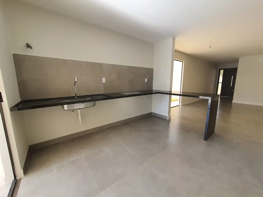 Foto 5 de Casa com 3 quartos à venda, 110m2 em Barroco (Itaipuaçu), Marica - RJ