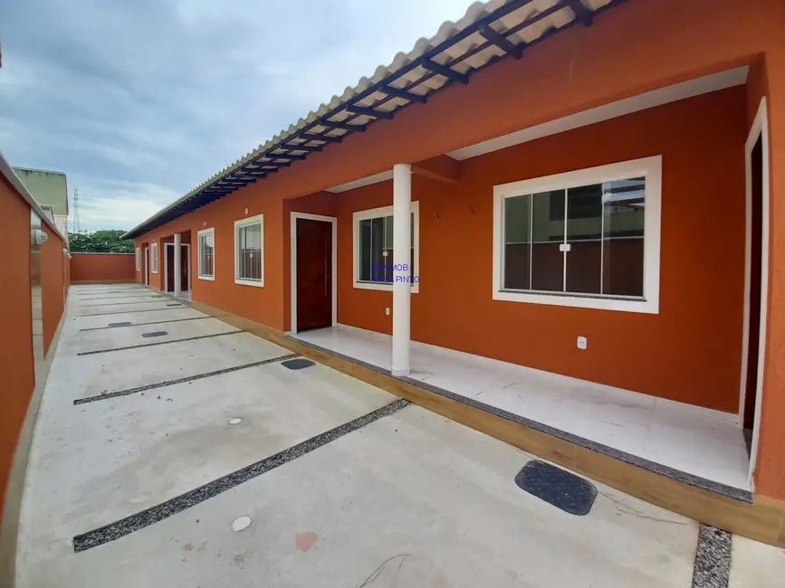 Foto 2 de Casa com 2 quartos à venda, 50m2 em Ponta Negra (Ponta Negra), Marica - RJ
