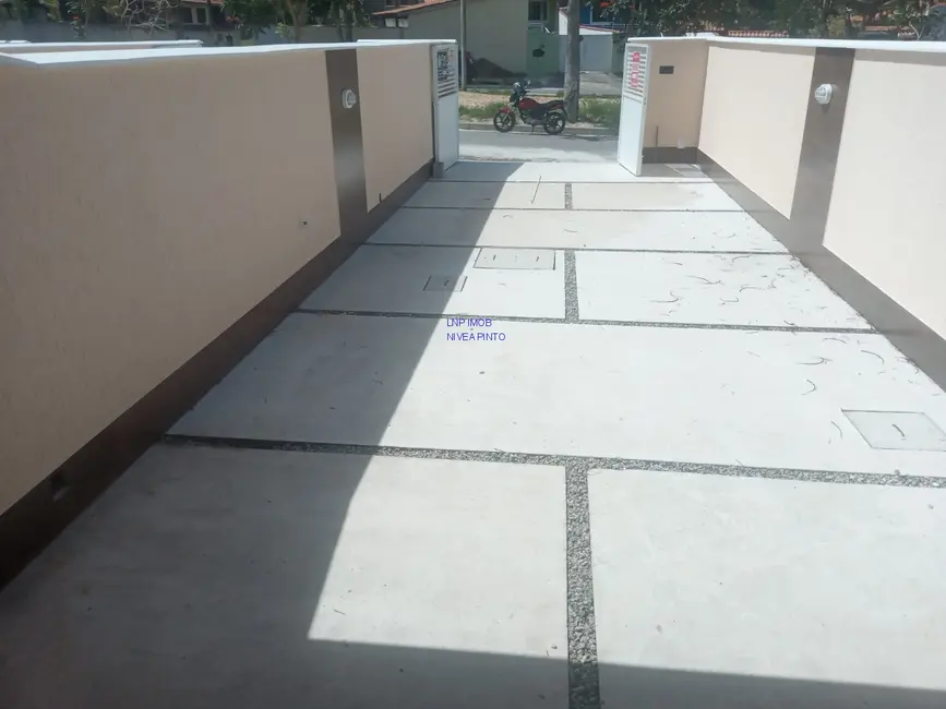 Casa com 2 quartos à venda, 170m2 em Itapeba, Marica - RJ - imagem 3 Foto 3 de Casa com 2 quartos à venda, 170m2 em Itapeba, Marica - RJ