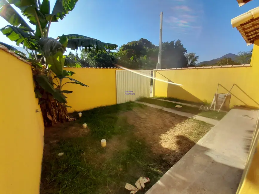 Foto 3 de Casa com 2 quartos à venda, 75m2 em Ponta Negra (Ponta Negra), Marica - RJ