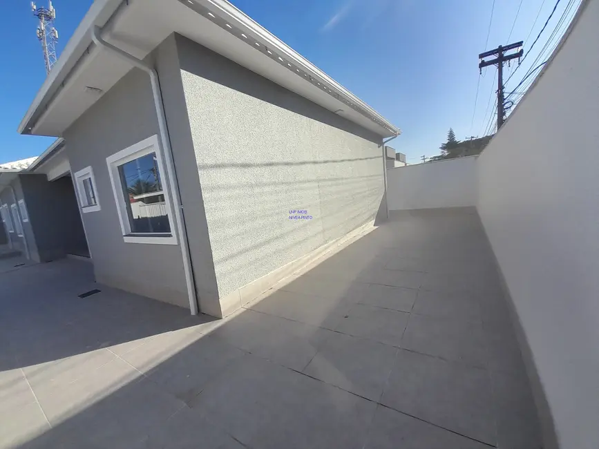 Foto 3 de Casa de Condomínio com 2 quartos à venda, 200m2 em Jardim Atlântico Central (Itaipuaçu), Marica - RJ