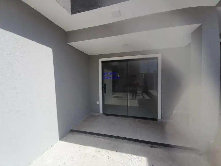 Foto 2 de Casa com 2 quartos à venda, 200m2 em Jardim Atlântico Central (Itaipuaçu), Marica - RJ