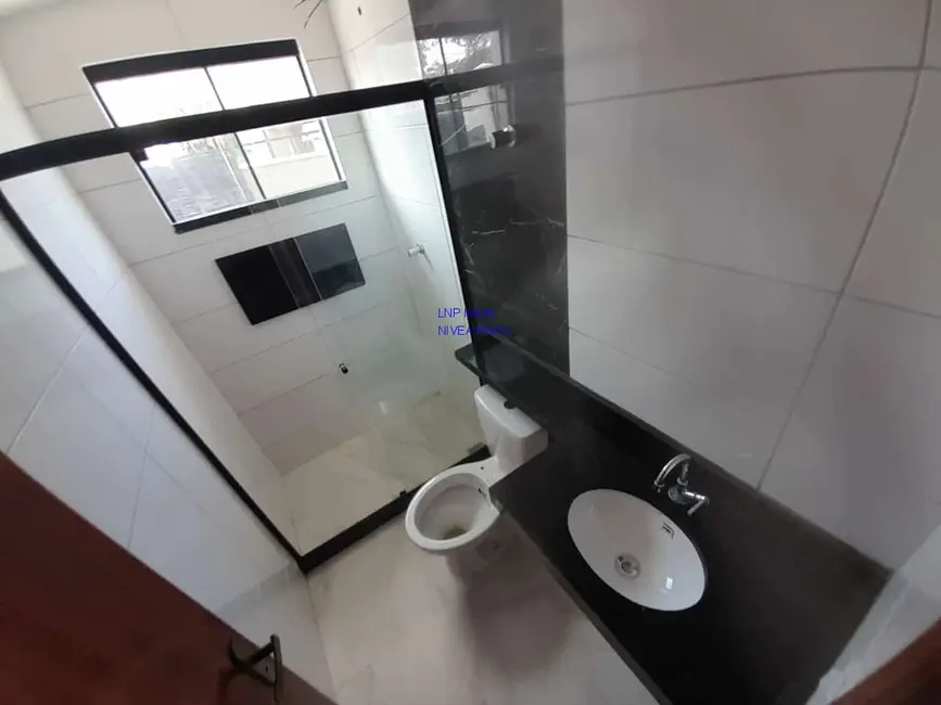 Foto 8 de Casa com 2 quartos à venda, 200m2 em Jardim Atlântico Central (Itaipuaçu), Marica - RJ