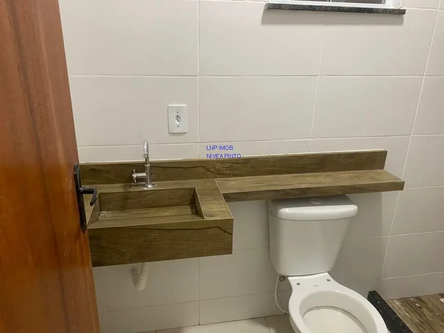 Foto 8 de Casa com 2 quartos à venda, 80m2 em Itapeba, Marica - RJ