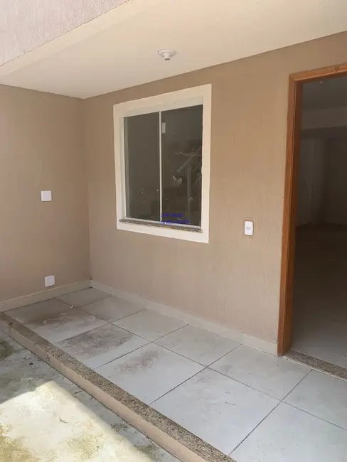 Foto 1 de Casa com 2 quartos à venda, 60m2 em Estrela do Norte, Sao Goncalo - RJ