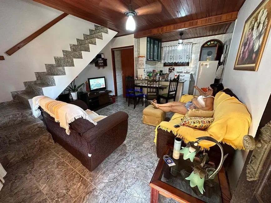 Casa de Condomínio com 2 quartos para alugar em Cidade Beira Mar, Rio Das Ostras - RJ - imagem 2 Foto 2 de Casa de Condomínio com 2 quartos para alugar em Cidade Beira Mar, Rio Das Ostras - RJ