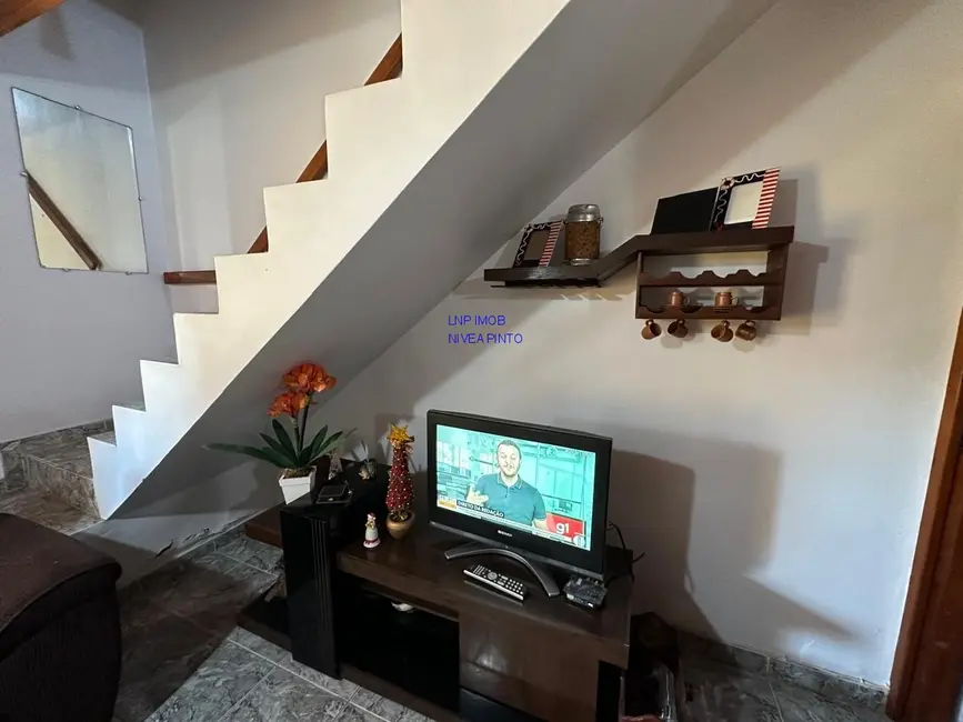 Casa de Condomínio com 2 quartos para alugar em Cidade Beira Mar, Rio Das Ostras - RJ - imagem 3 Foto 3 de Casa de Condomínio com 2 quartos para alugar em Cidade Beira Mar, Rio Das Ostras - RJ