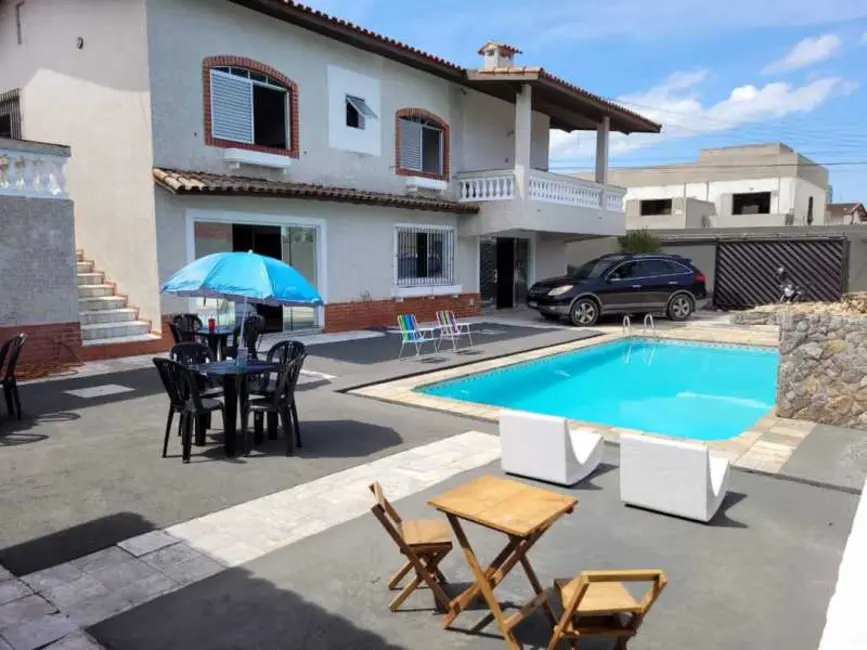 Casa com 7 quartos à venda, 402m2 em Peruibe - SP - imagem 4 Foto 4 de Casa com 7 quartos à venda, 402m2 em Peruibe - SP