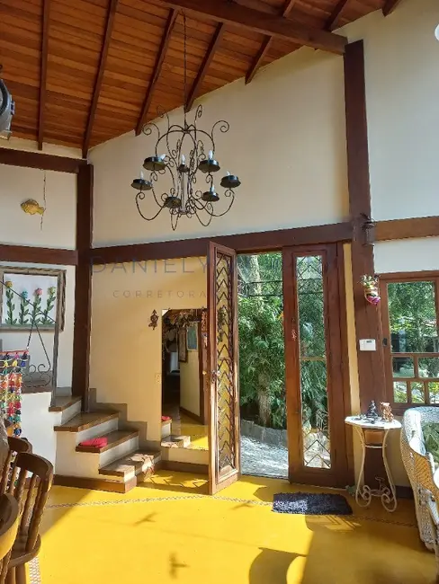 Casa com 3 quartos à venda, 220m2 em Barra Velha, Ilhabela - SP - imagem 6 Foto 6 de Casa com 3 quartos à venda, 220m2 em Barra Velha, Ilhabela - SP