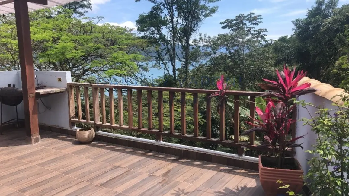 Foto 1 de Casa com 10 quartos à venda, 408m2 em Ilhabela - SP