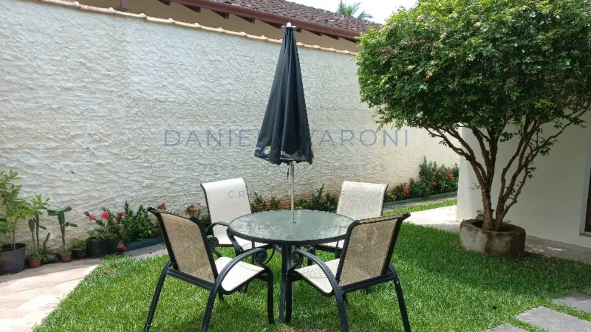 Foto 2 de Casa com 1 quarto para alugar, 25m2 em Ilhabela - SP