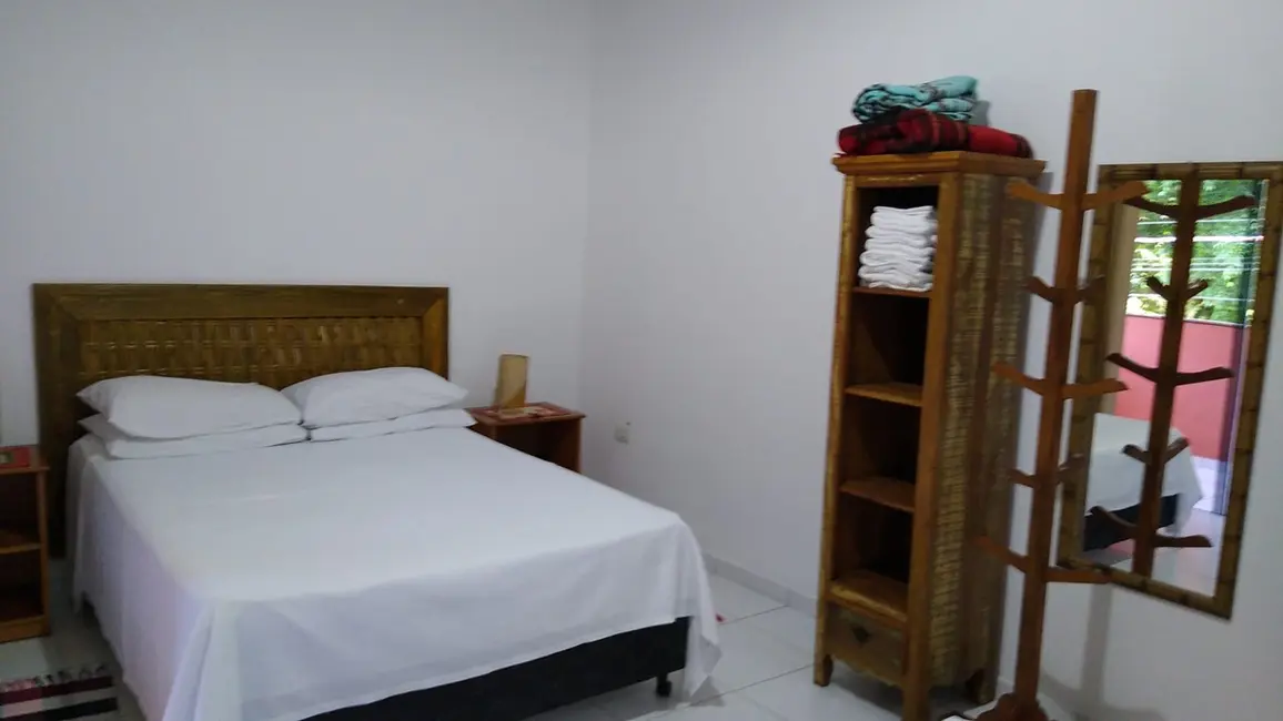 Foto 2 de Apartamento com 1 quarto para alugar, 28m2 em Ilhabela - SP