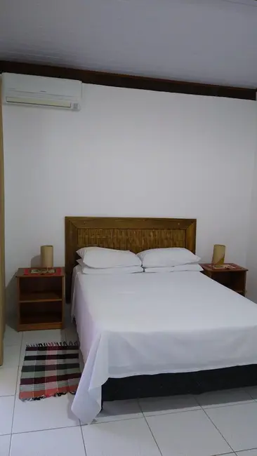 Foto 3 de Apartamento com 1 quarto para alugar, 28m2 em Ilhabela - SP