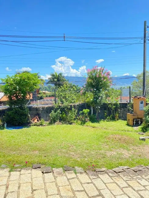 Casa com 2 quartos à venda, 105m2 em Barra Velha, Ilhabela - SP - imagem 3 Foto 3 de Casa com 2 quartos à venda, 105m2 em Barra Velha, Ilhabela - SP