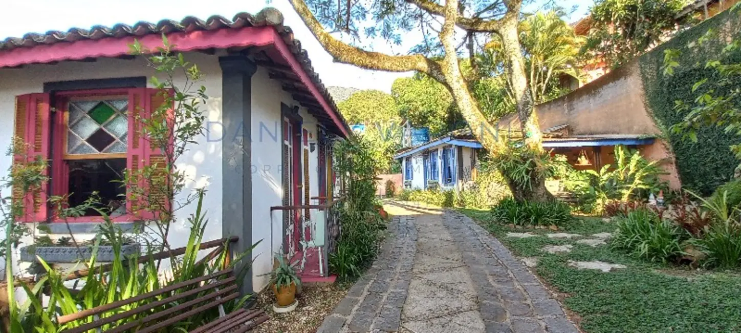 Foto 6 de Casa com 9 quartos à venda, 463m2 em Ilhabela - SP