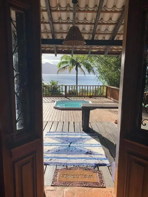 Foto 5 de Casa com 4 quartos à venda, 172m2 em Ilhabela - SP
