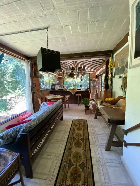 Foto 9 de Casa com 4 quartos à venda, 151m2 em Barra Velha, Ilhabela - SP