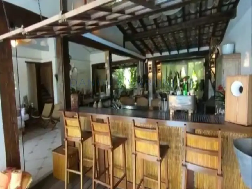 Foto 8 de Casa com 7 quartos à venda, 909m2 em Barra Velha, Ilhabela - SP