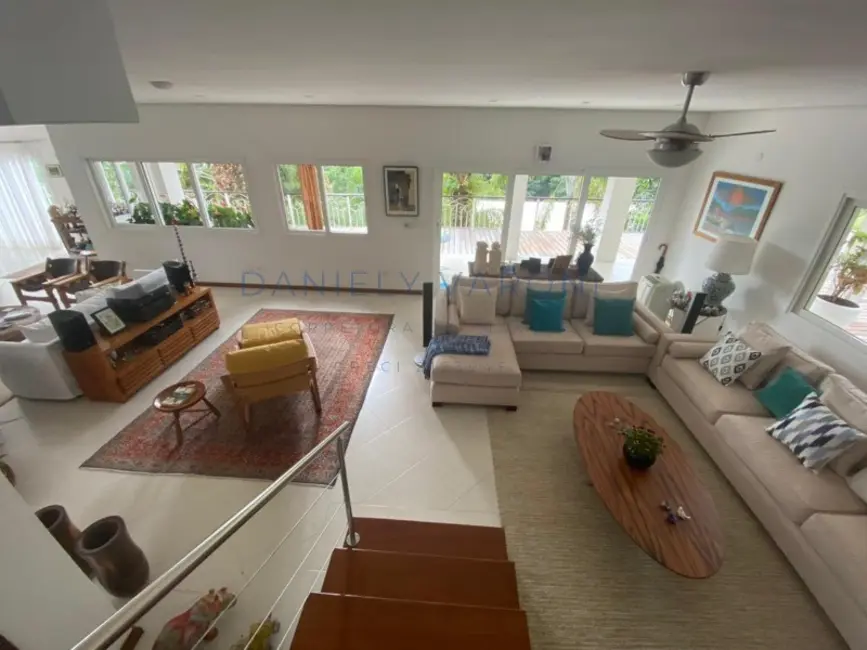 Foto 9 de Casa com 4 quartos à venda, 449m2 em Ilhabela - SP