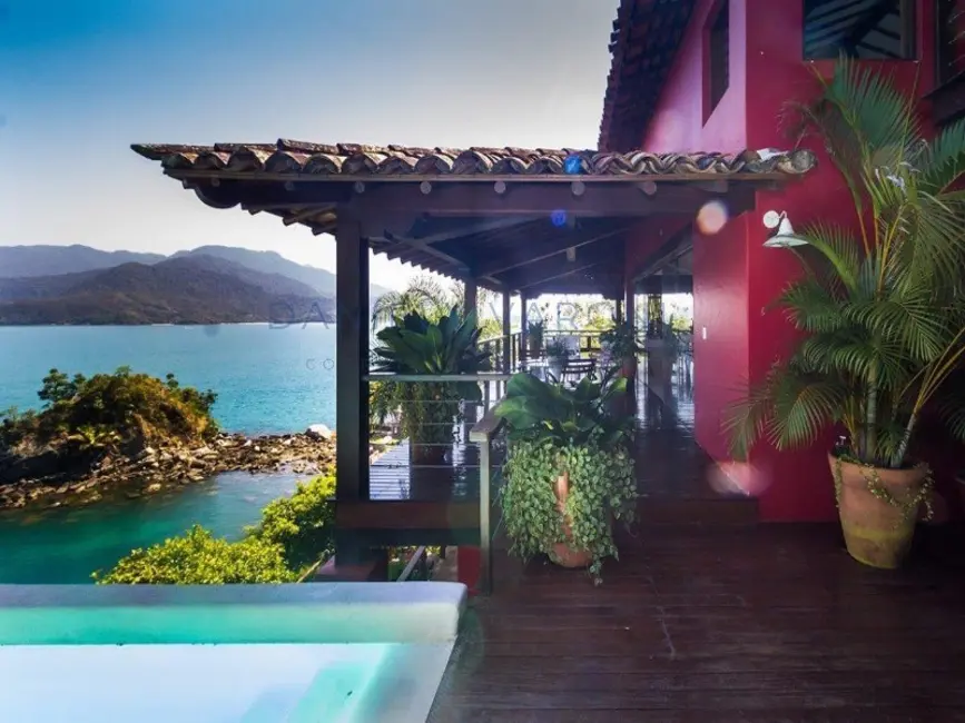 Foto 3 de Casa com 6 quartos à venda, 458m2 em Ilhabela - SP