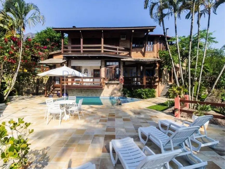 Foto 1 de Casa com 5 quartos à venda, 670m2 em Ilhabela - SP