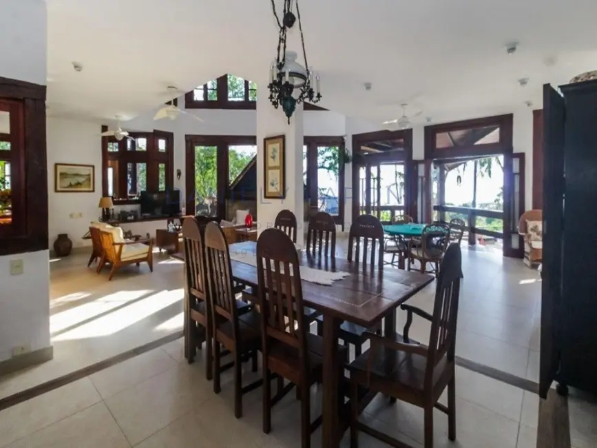 Foto 6 de Casa com 5 quartos à venda, 670m2 em Ilhabela - SP