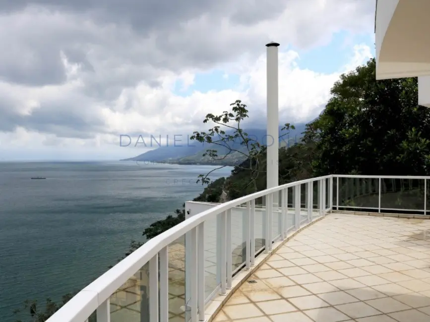 Foto 4 de Casa de Condomínio com 6 quartos à venda, 313m2 em Ilhabela - SP