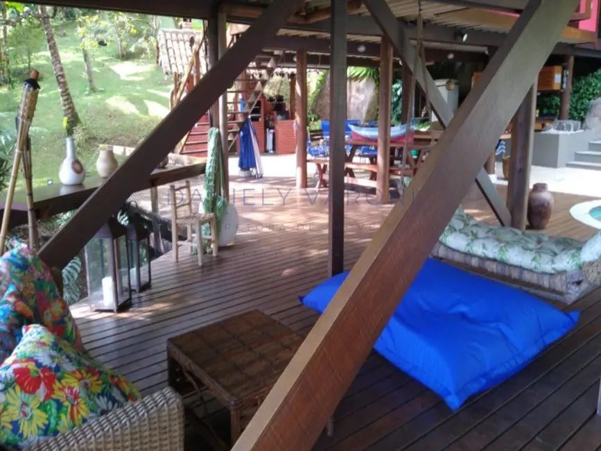 Foto 8 de Casa de Condomínio com 4 quartos à venda, 394m2 em Ilhabela - SP